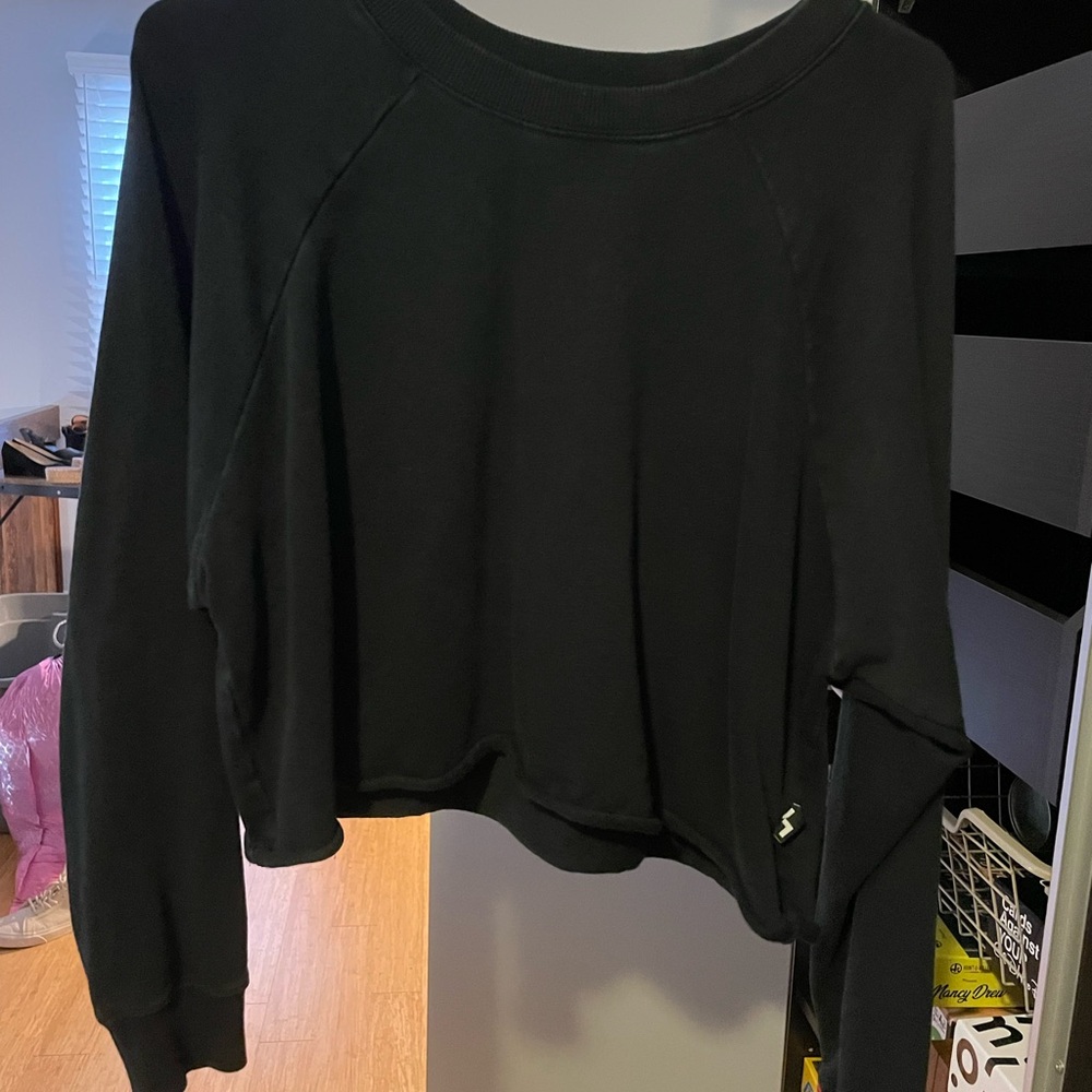 JoyLab Black Cropped Sweatshirt